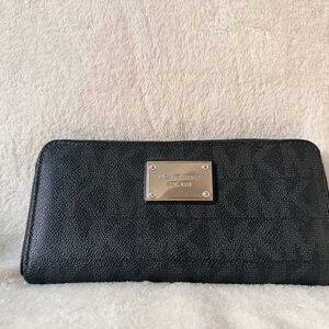 Michael Kors Black Textured Wallet